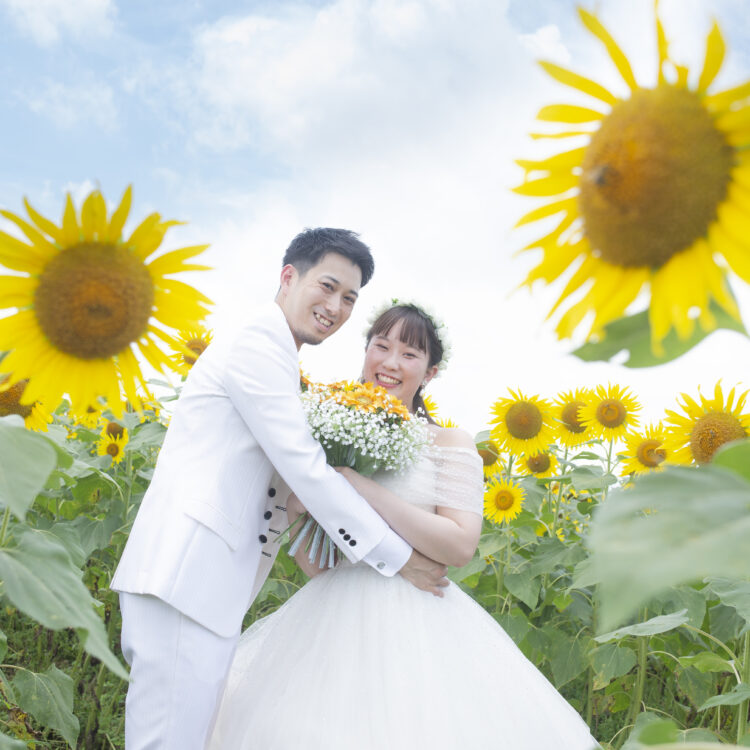 ひまわりがテーマのウエディング🌻